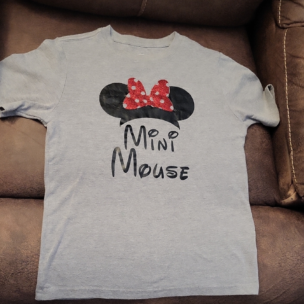 Minnie Mouse Gray  Wounder Nation Tee Shirt